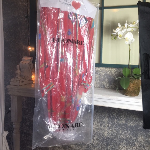 Leonard Paris 100% silk dress - Picture 8 of 9